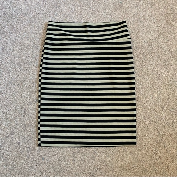 LuLaRoe Dresses & Skirts - LuLaRoe Midi Skirt